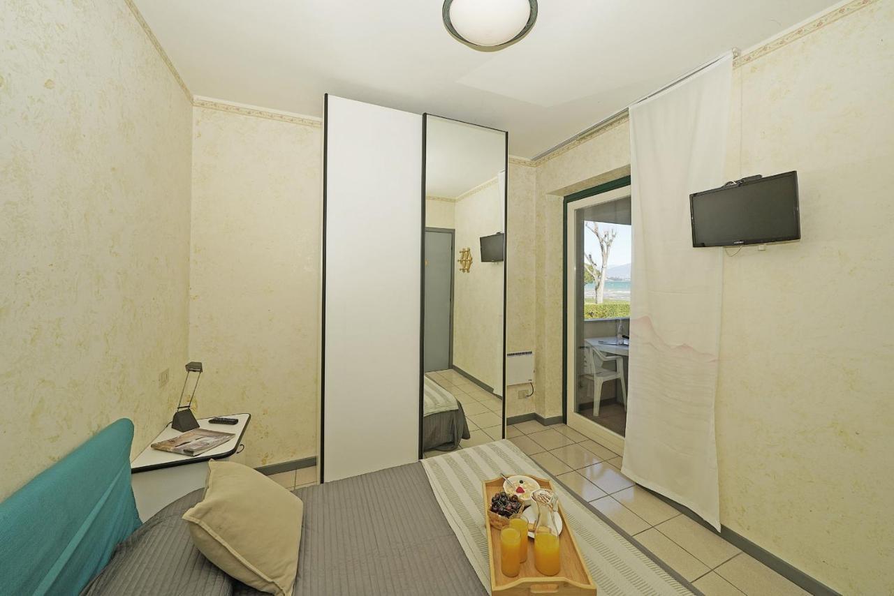 Il Porticciolo P1-12 By Wonderful Italy Sirmione Exterior foto
